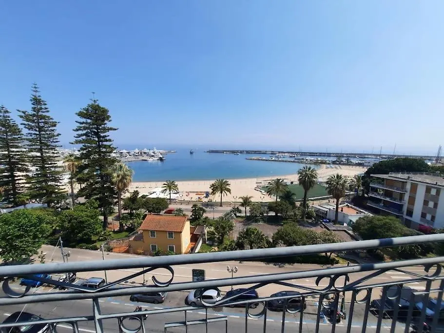 Dimora Dolce Vita - Attico Sul Mare Sanremo Italy